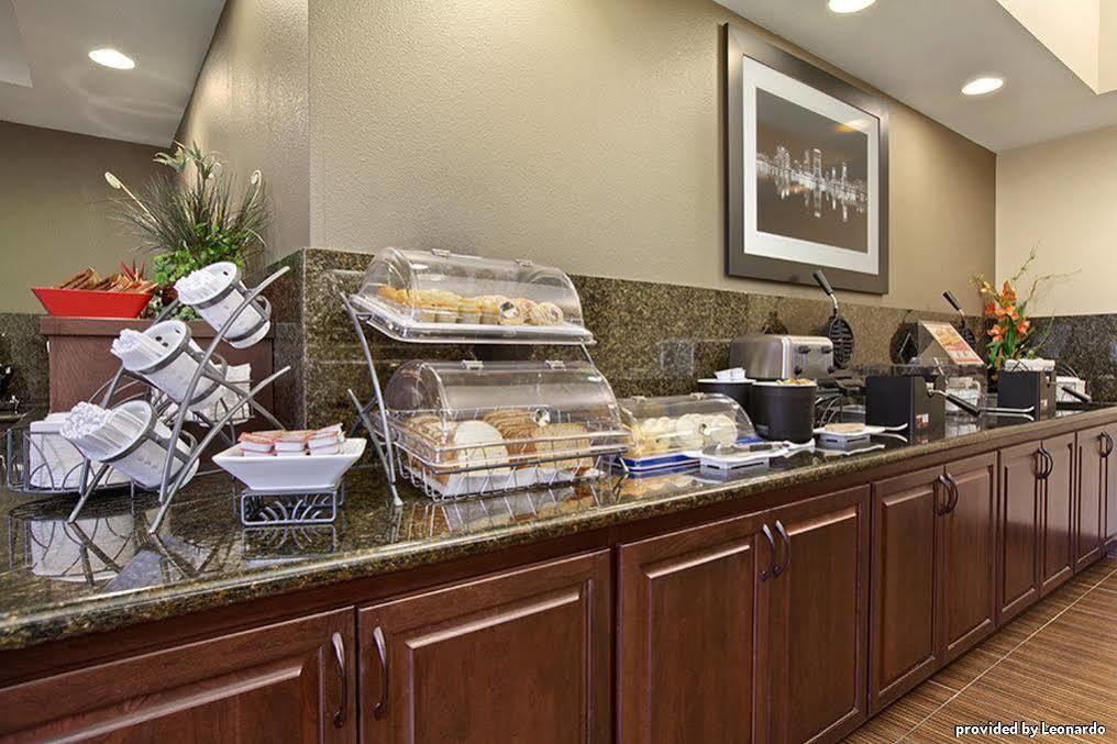 Western Port Of Camas-washougal Convention Center Hotel 3*